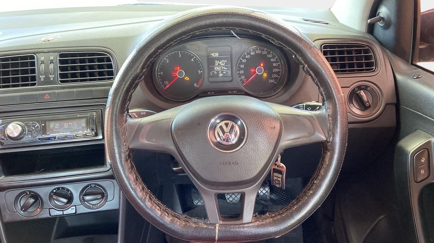 2019 Volkswagen Ameo TRENDLINE 1.5L, Diesel, Manual, 1,06,043 km, Steering Wheel Close Up