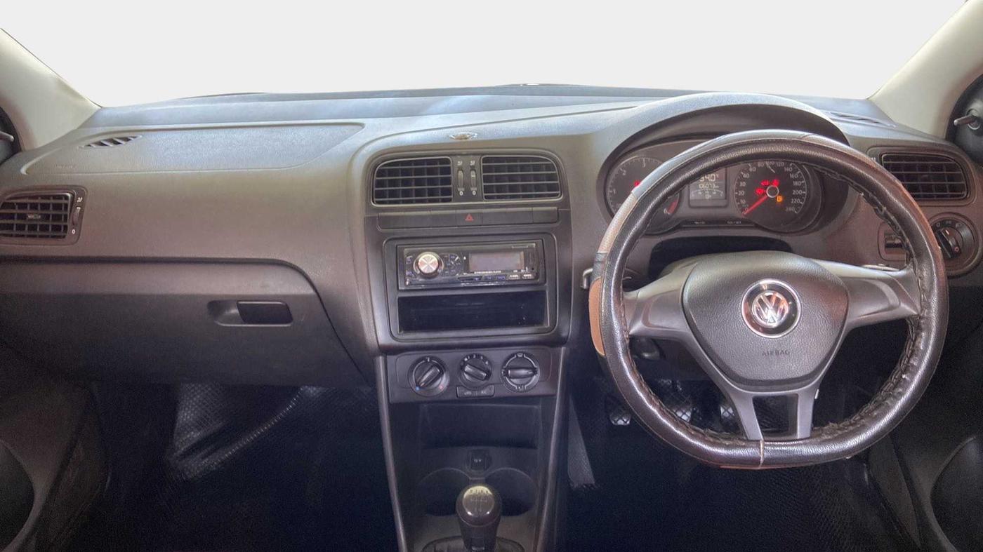 2019 Volkswagen Ameo TRENDLINE 1.5L, Diesel, Manual, 1,06,043 km, Dashboard