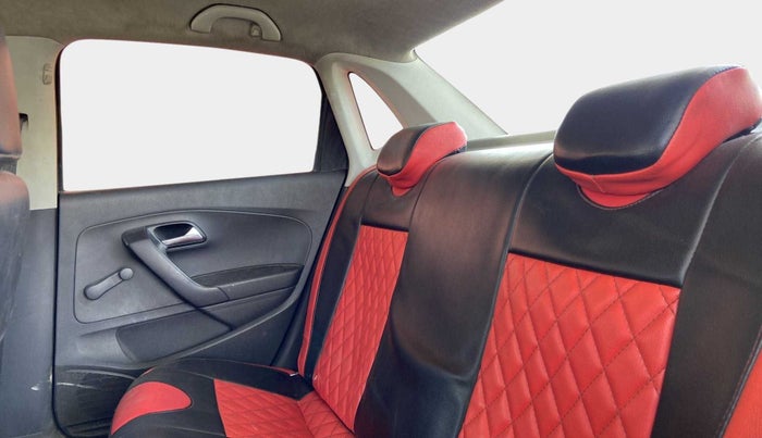 2019 Volkswagen Ameo TRENDLINE 1.5L, Diesel, Manual, 1,06,043 km, Right Side Rear Door Cabin