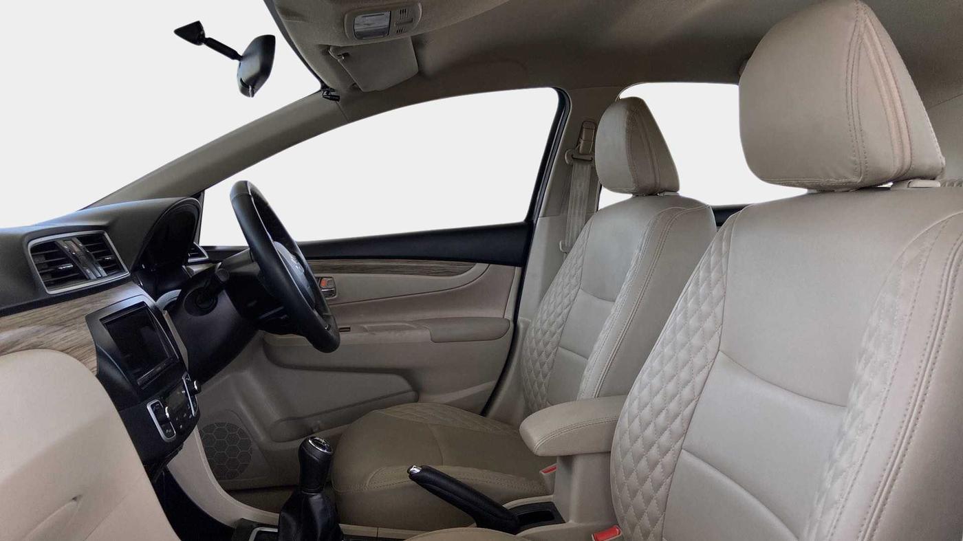 2019 Maruti Ciaz DELTA 1.5 SHVS MT PETROL, Petrol, Manual, 41,249 km, Right Side Front Door Cabin