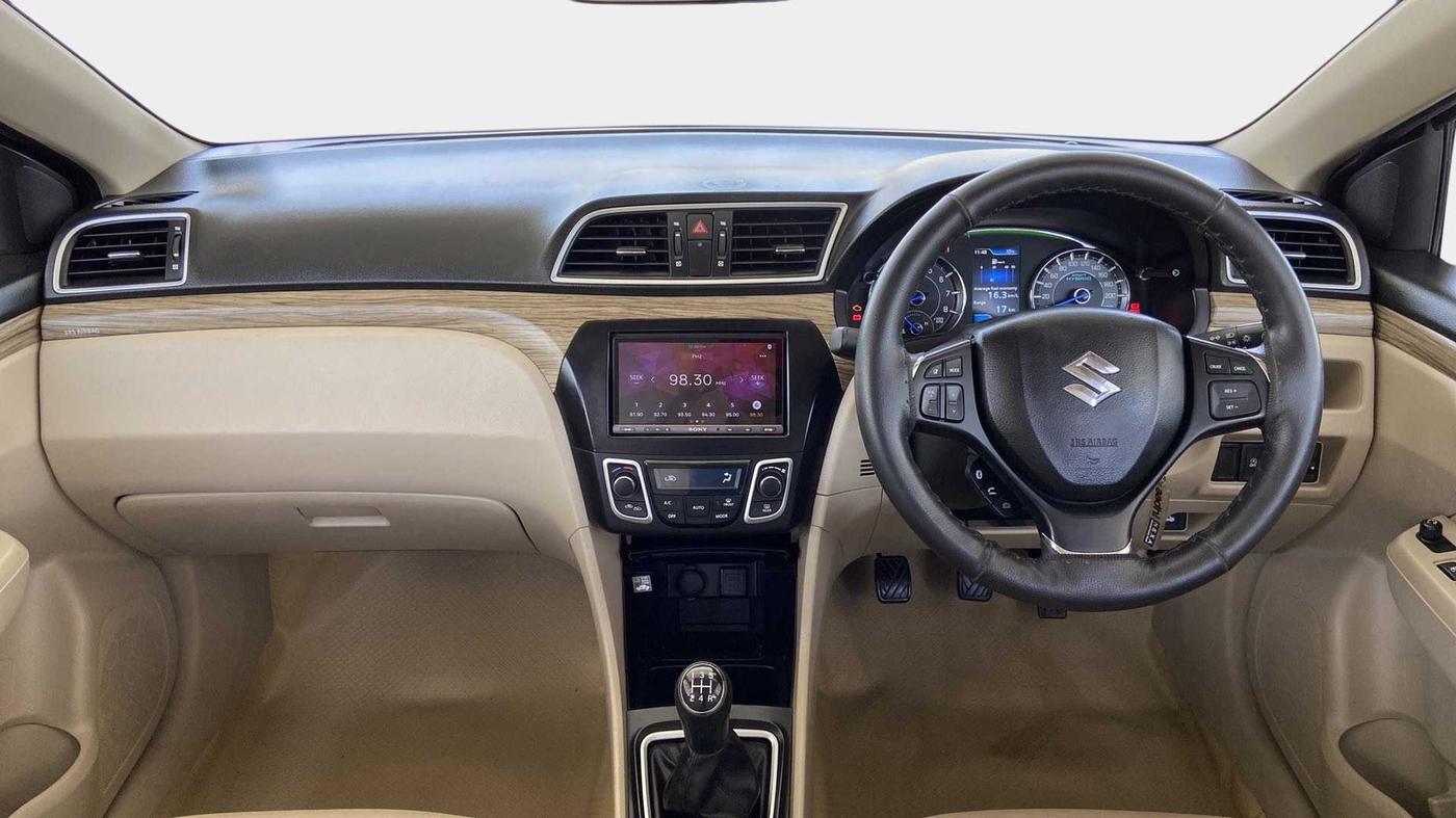 2019 Maruti Ciaz DELTA 1.5 SHVS MT PETROL, Petrol, Manual, 41,249 km, Dashboard