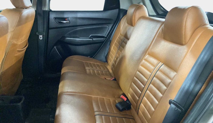 2018 Maruti Swift VXI, CNG, Manual, 33,015 km, Right Side Rear Door Cabin