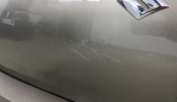 2018 Maruti Swift VXI, CNG, Manual, 33,015 km, Dicky (Boot door) - Slightly dented