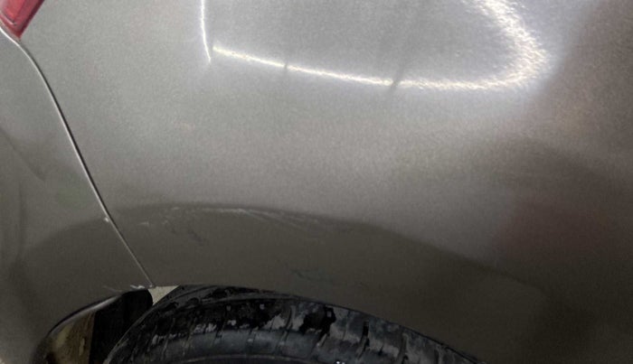 2018 Maruti Swift VXI, CNG, Manual, 33,015 km, Right quarter panel - Minor scratches