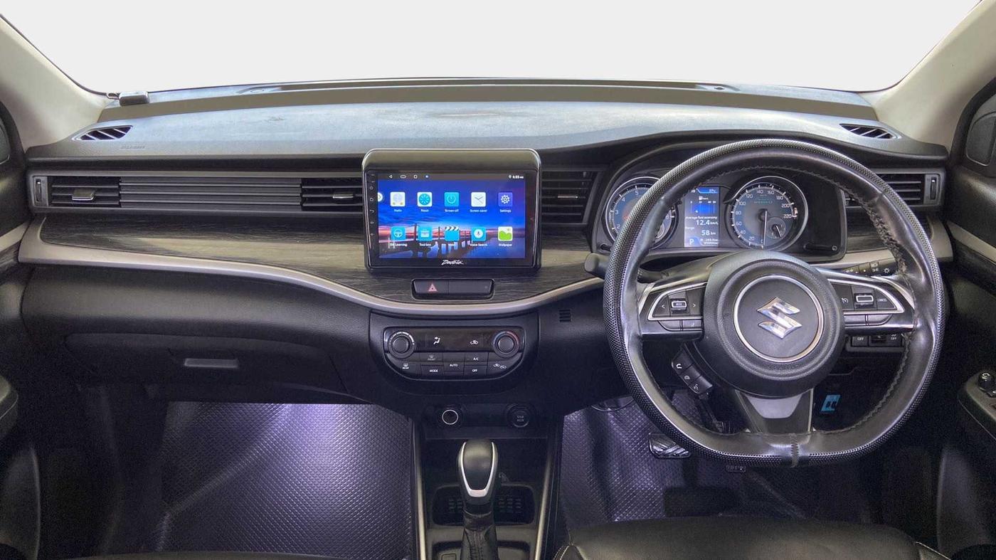 2020 Maruti XL6 ALPHA AT, Petrol, Automatic, 89,590 km, Dashboard