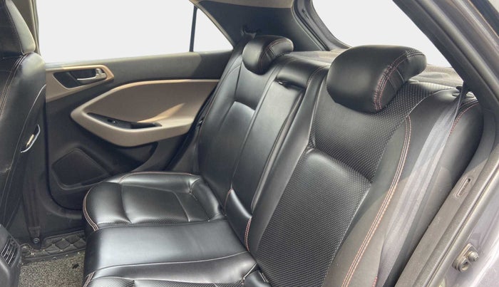 2019 Hyundai Elite i20 ASTA 1.2 (O), Petrol, Manual, 47,063 km, Right Side Rear Door Cabin