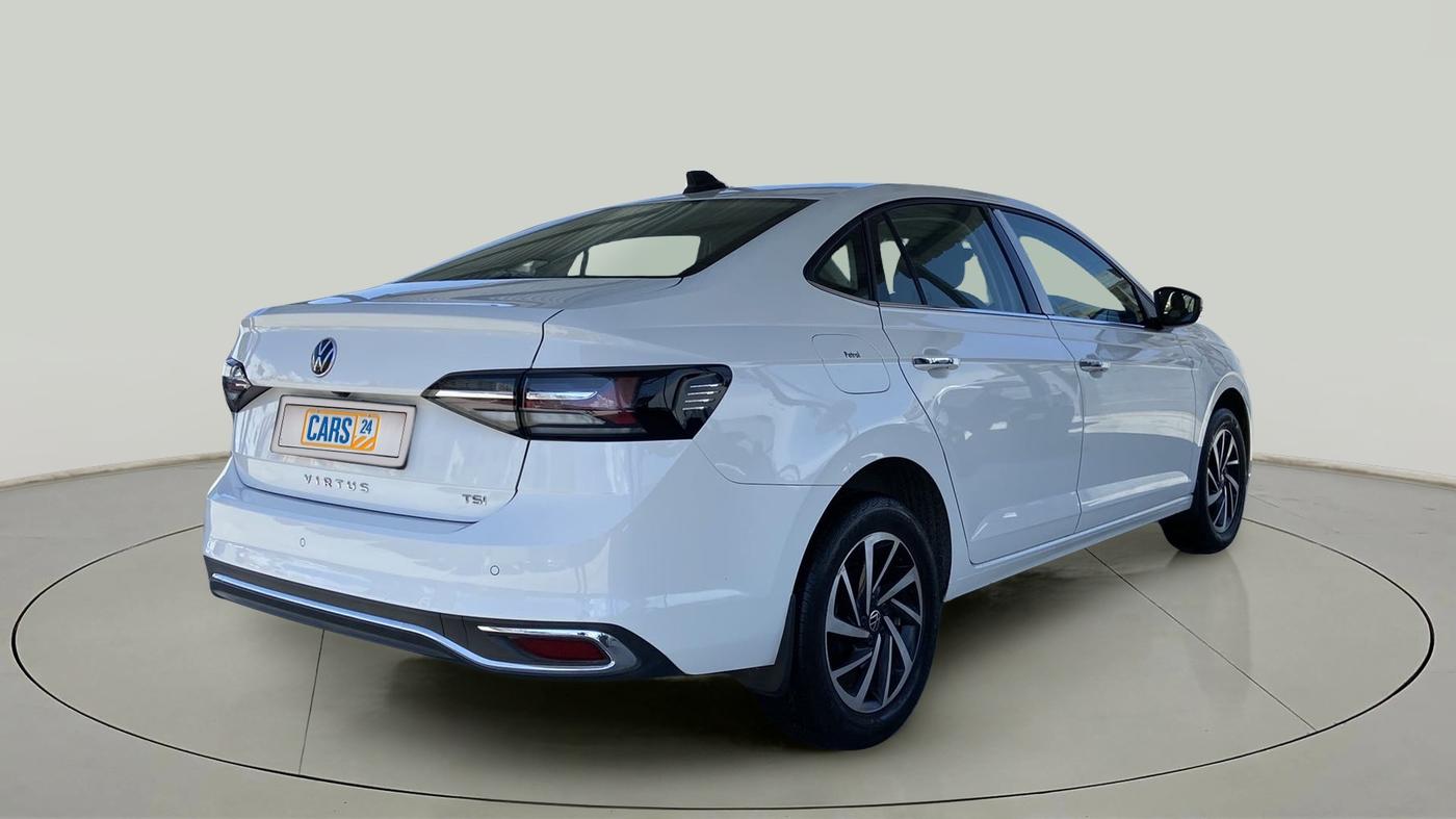 2022 Volkswagen VIRTUS TOPLINE TSI 1.0 AT, Petrol, Automatic, 2,982 km, Right Back Diagonal