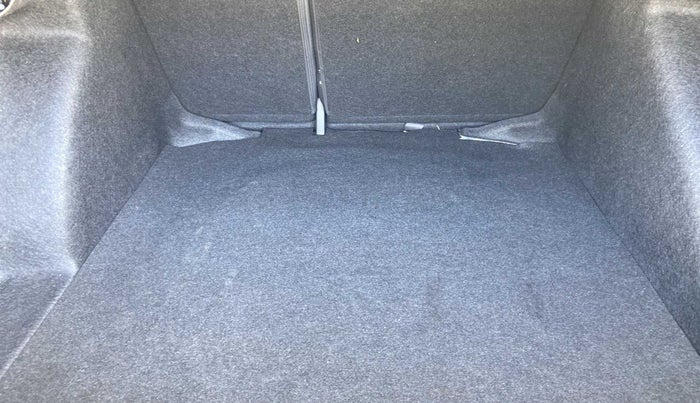 2022 Volkswagen VIRTUS TOPLINE TSI 1.0 AT, Petrol, Automatic, 2,982 km, Boot Inside