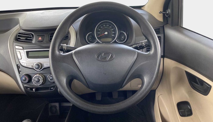 2014 Hyundai Eon 1.0 MAGNA +, Petrol, Manual, 55,847 km, Steering Wheel Close Up