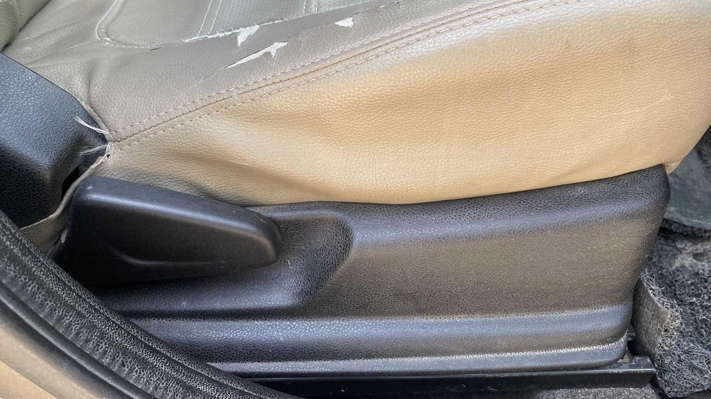 2017 Renault Kwid RXT 0.8, Petrol, Manual, 60,077 km, Driver Side Adjustment Panel