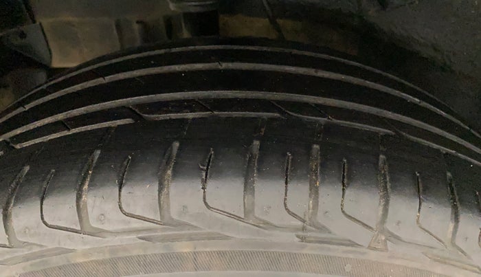 2020 Tata NEXON XZA PLUS PETROL, Petrol, Automatic, 40,443 km, Right Rear Tyre Tread
