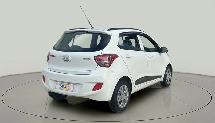 2016 Hyundai Grand i10 SPORTZ 1.2 KAPPA VTVT, Petrol, Manual, 25,960 km, Right Back Diagonal