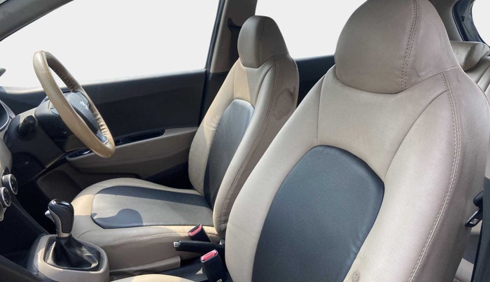 2015 Hyundai Grand i10 ASTA AT 1.2 KAPPA VTVT, Petrol, Automatic, 92,253 km, Right Side Front Door Cabin