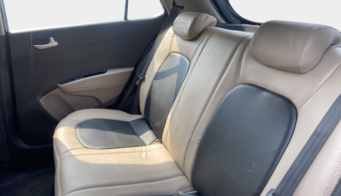 2015 Hyundai Grand i10 ASTA AT 1.2 KAPPA VTVT, Petrol, Automatic, 92,253 km, Right Side Rear Door Cabin