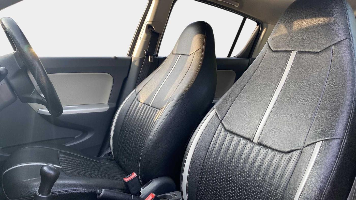 2018 Maruti Alto K10 VXI, Petrol, Manual, 85,485 km, Right Side Front Door Cabin
