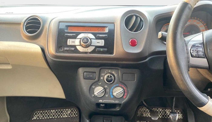 2011 Honda Brio S(O) MT, Petrol, Manual, 1,15,608 km, Air Conditioner