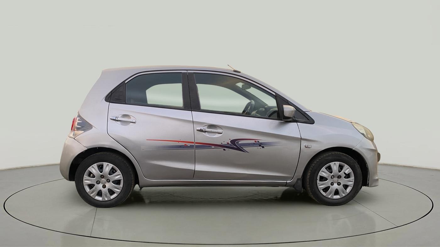 2011 Honda Brio S(O) MT, Petrol, Manual, 1,15,608 km, Right Side View