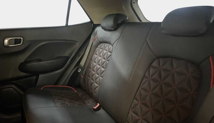 2021 Hyundai VENUE SX PLUS 1.0 TURBO DCT, Petrol, Automatic, 21,991 km, Right Side Rear Door Cabin