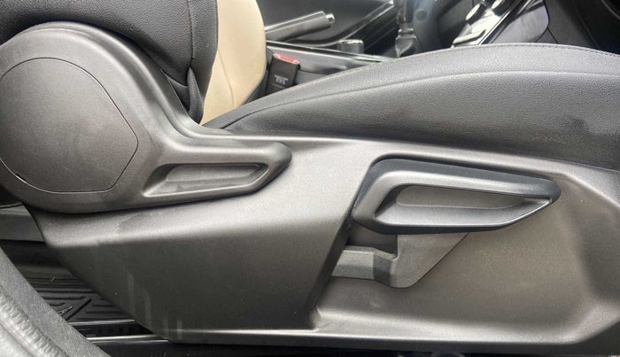 2022 Tata NEXON XZ PLUS PETROL KAZIRANGA, Petrol, Manual, 20,514 km, Driver Side Adjustment Panel