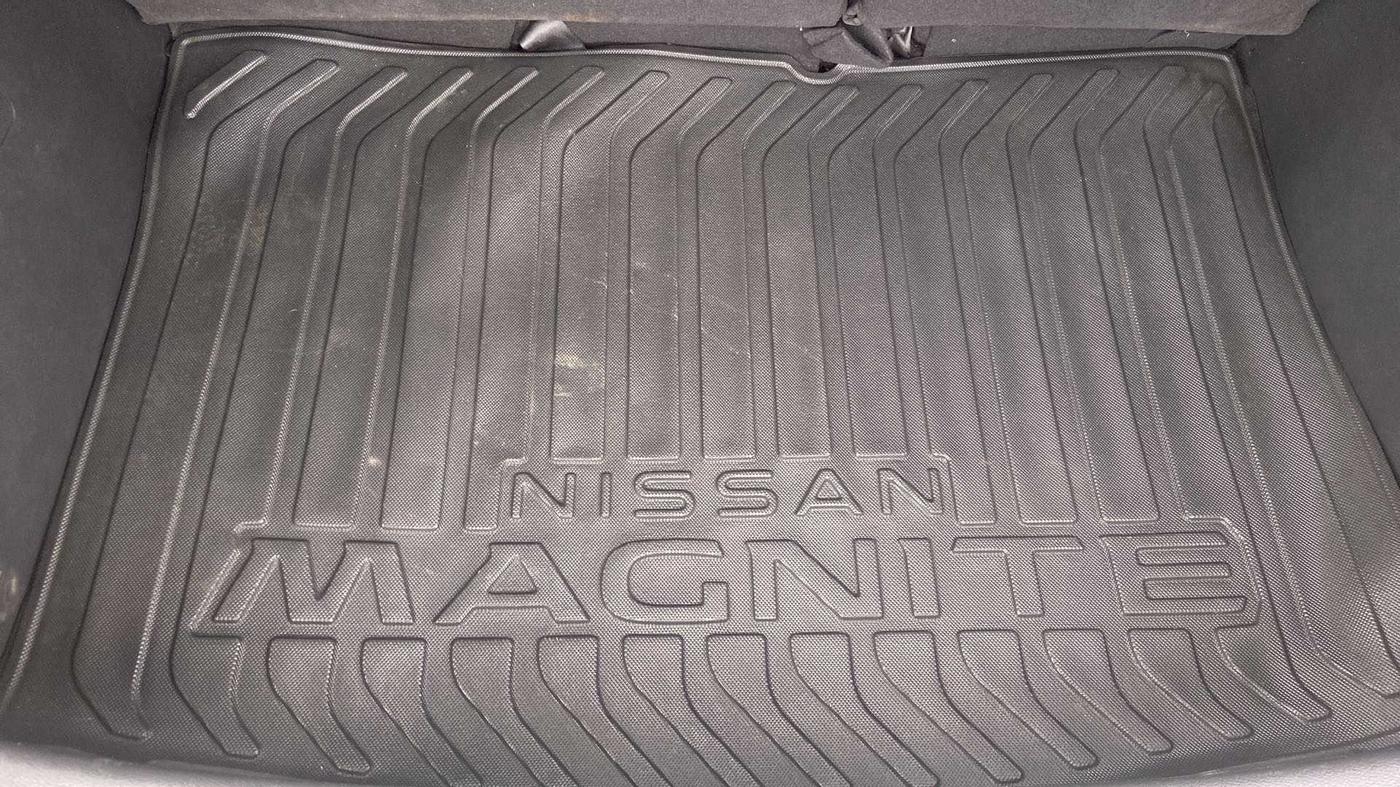 2022 Nissan MAGNITE XV PREMIUM, Petrol, Manual, 18,809 km, Boot Inside
