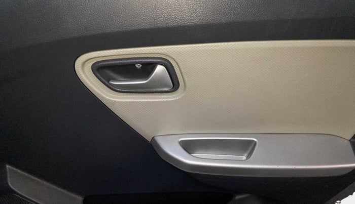 2018 Maruti Alto K10 VXI (O) AMT, Petrol, Automatic, 22,211 km, Driver Side Door Panels Control