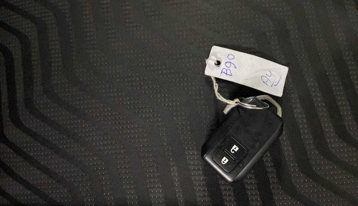 2019 Maruti Swift ZDI AMT, Diesel, Automatic, 63,234 km, Key Close Up