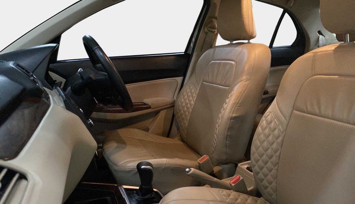 2018 Maruti Dzire ZXI AMT, Petrol, Automatic, 43,239 km, Right Side Front Door Cabin