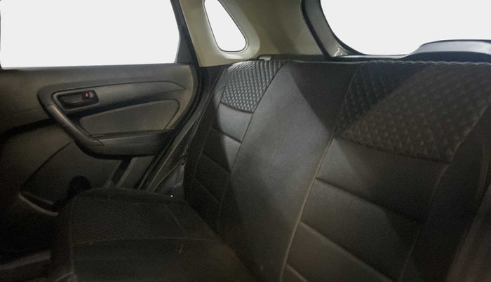 2022 Maruti Vitara Brezza LXI, Petrol, Manual, 12,820 km, Right Side Rear Door Cabin
