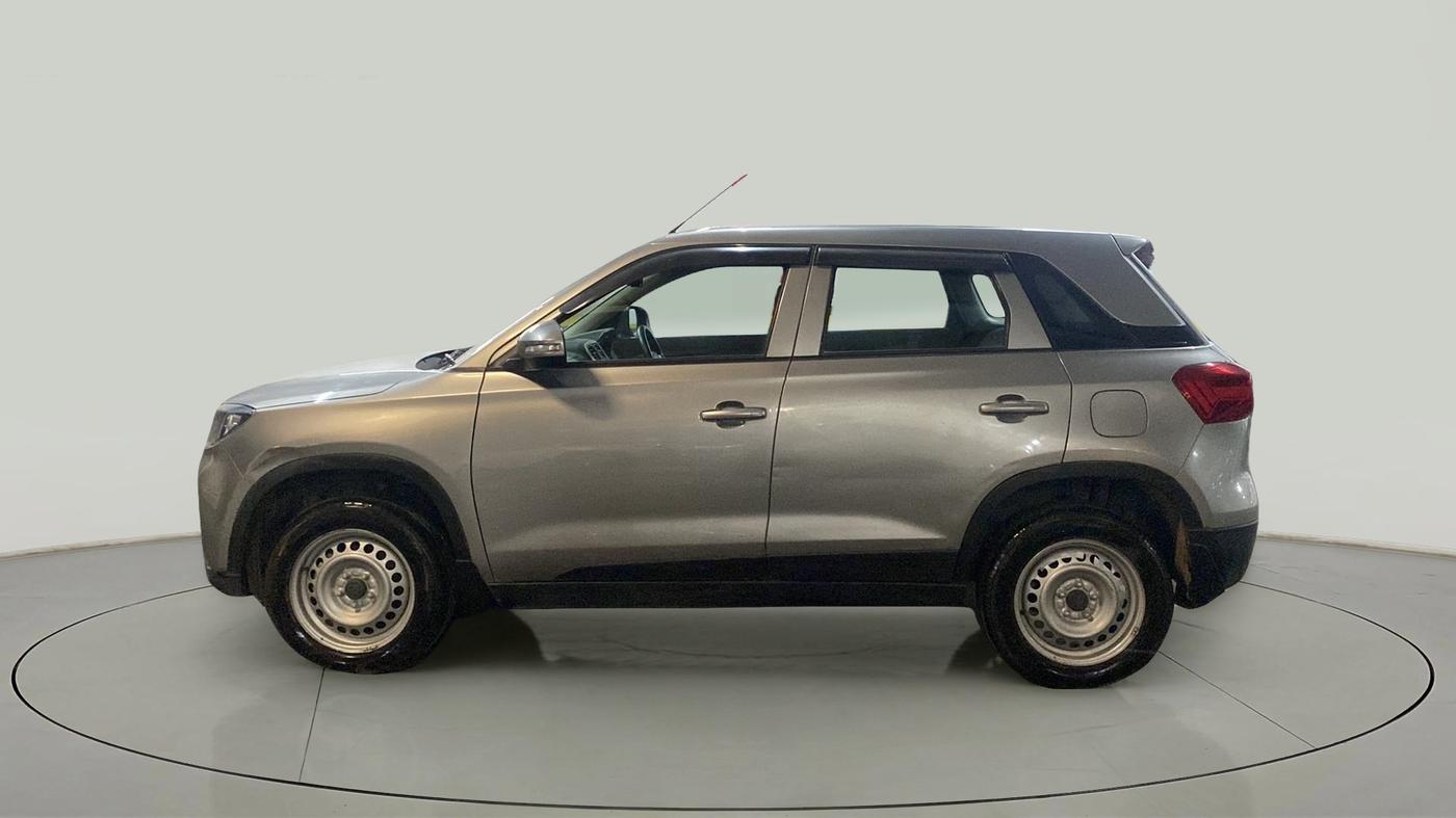 2022 Maruti Vitara Brezza LXI, Petrol, Manual, 12,820 km, Left Side