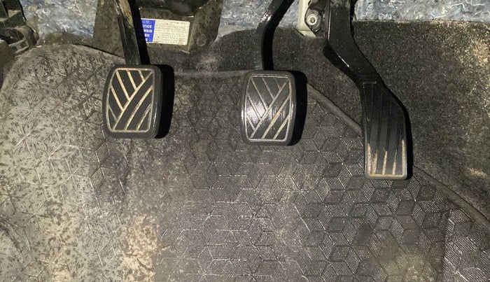 2022 Maruti Vitara Brezza LXI, Petrol, Manual, 12,820 km, Pedals
