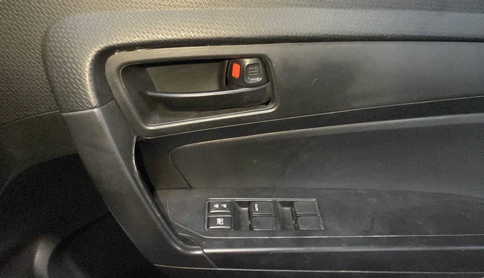 2022 Maruti Vitara Brezza LXI, Petrol, Manual, 12,820 km, Driver Side Door Panels Control