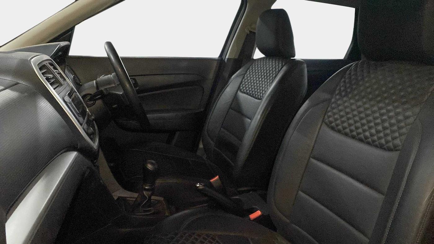 2022 Maruti Vitara Brezza LXI, Petrol, Manual, 12,820 km, Right Side Front Door Cabin