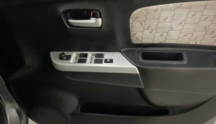 2016 Maruti Wagon R 1.0 VXI, CNG, Manual, 45,622 km, Driver Side Door Panels Control