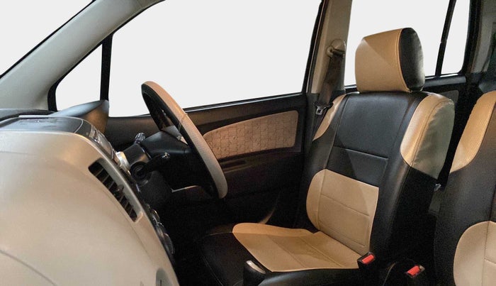 2016 Maruti Wagon R 1.0 VXI, CNG, Manual, 45,622 km, Right Side Front Door Cabin