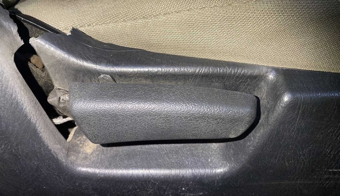 2014 Maruti Alto K10 LXI, Petrol, Manual, 68,319 km, Driver Side Adjustment Panel