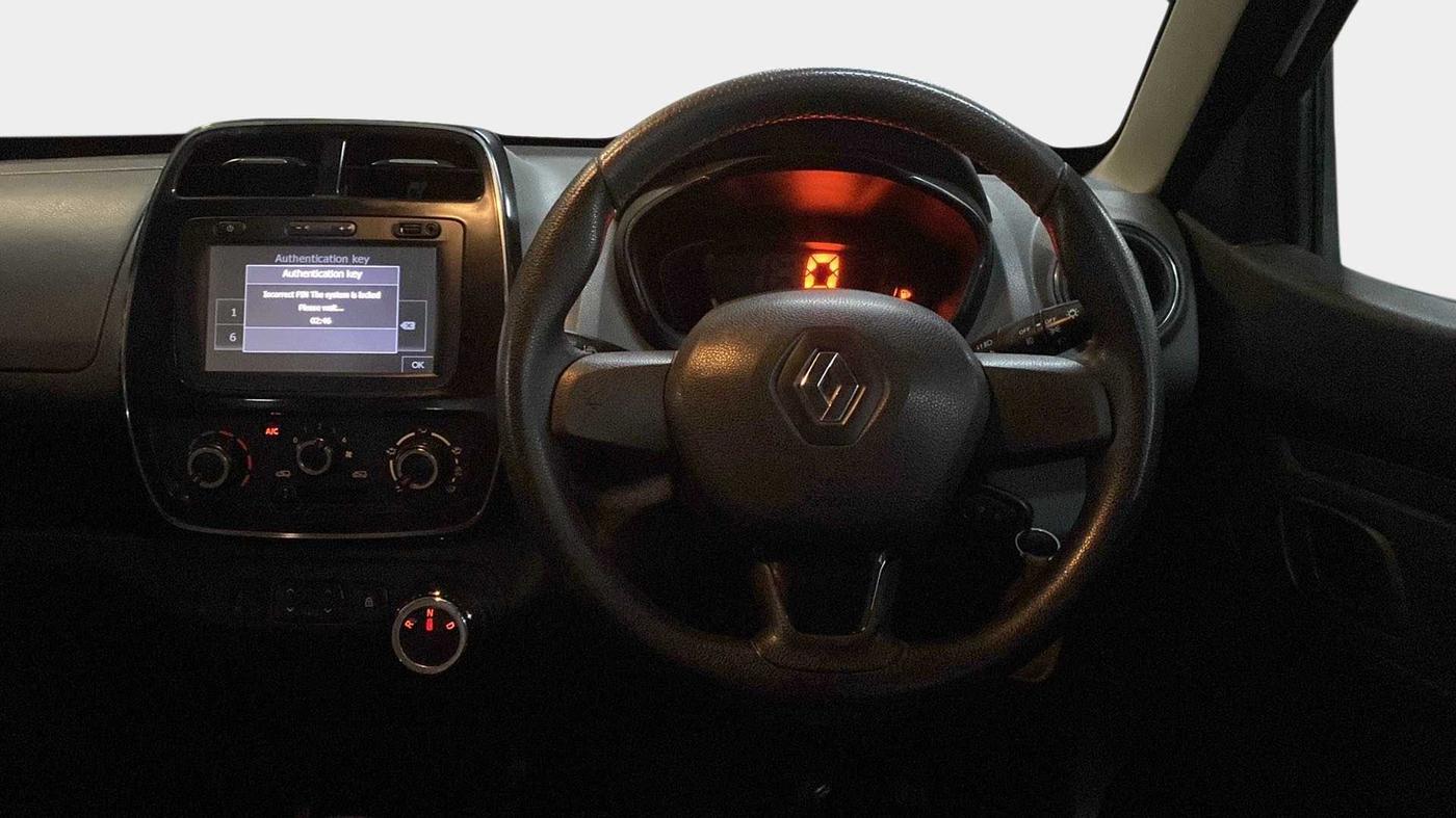 2018 Renault Kwid RXT 1.0 AMT (O), Petrol, Automatic, 17,789 km, Steering Wheel Close Up