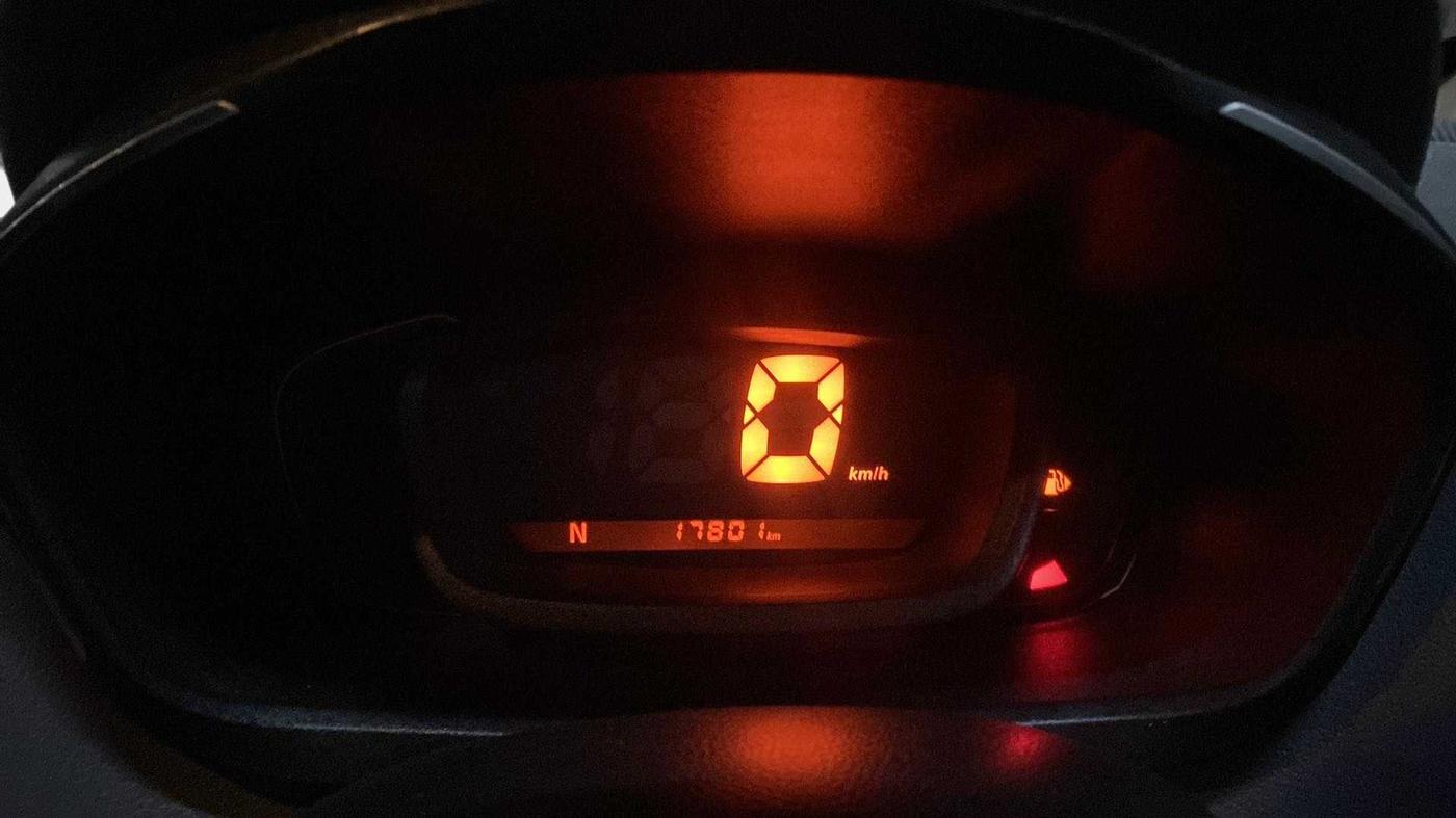 2018 Renault Kwid RXT 1.0 AMT (O), Petrol, Automatic, 17,789 km, Odometer Image