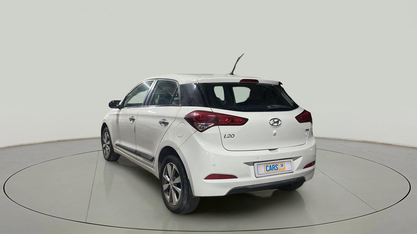 2016 Hyundai Elite i20 ASTA 1.4 CRDI (O), Diesel, Manual, 1,10,303 km, Left Back Diagonal