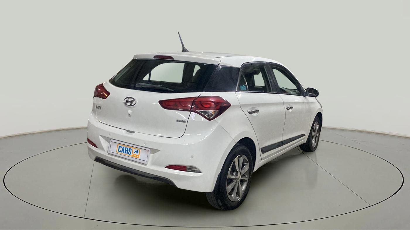 2016 Hyundai Elite i20 ASTA 1.4 CRDI (O), Diesel, Manual, 1,10,303 km, Right Back Diagonal