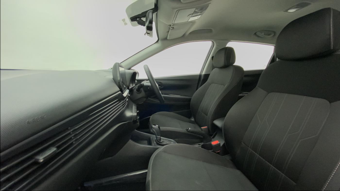 2021 Hyundai NEW I20 ASTA 1.2 AT, Petrol, Automatic, 7,447 km, Right Side Front Door Cabin