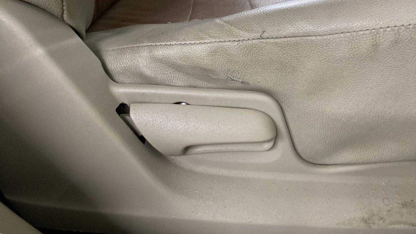 2017 Maruti Swift Dzire VXI, Petrol, Manual, 54,025 km, Driver Side Adjustment Panel