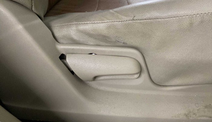 2017 Maruti Swift Dzire VXI, Petrol, Manual, 54,025 km, Driver Side Adjustment Panel