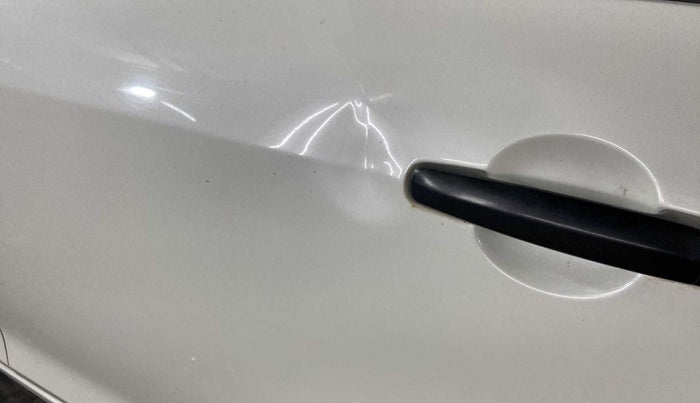 2021 Maruti Swift Dzire TOUR S-CNG (O), CNG, Manual, 39,456 km, Rear left door - Slightly dented