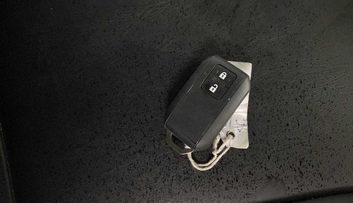 2020 Maruti Baleno ZETA PETROL 1.2, Petrol, Manual, 59,014 km, Key Close Up