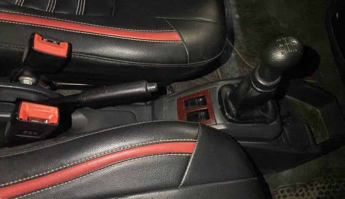 2016 Maruti Alto 800 VXI, Petrol, Manual, 24,305 km, Gear Lever