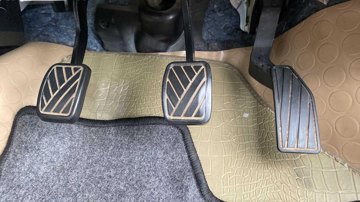 2017 Maruti Celerio VXI, Petrol, Manual, 97,978 km, Pedals