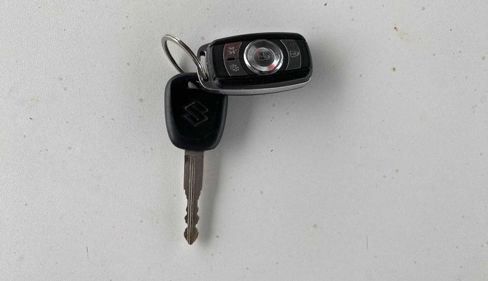 2017 Maruti Celerio VXI, Petrol, Manual, 97,978 km, Key Close Up