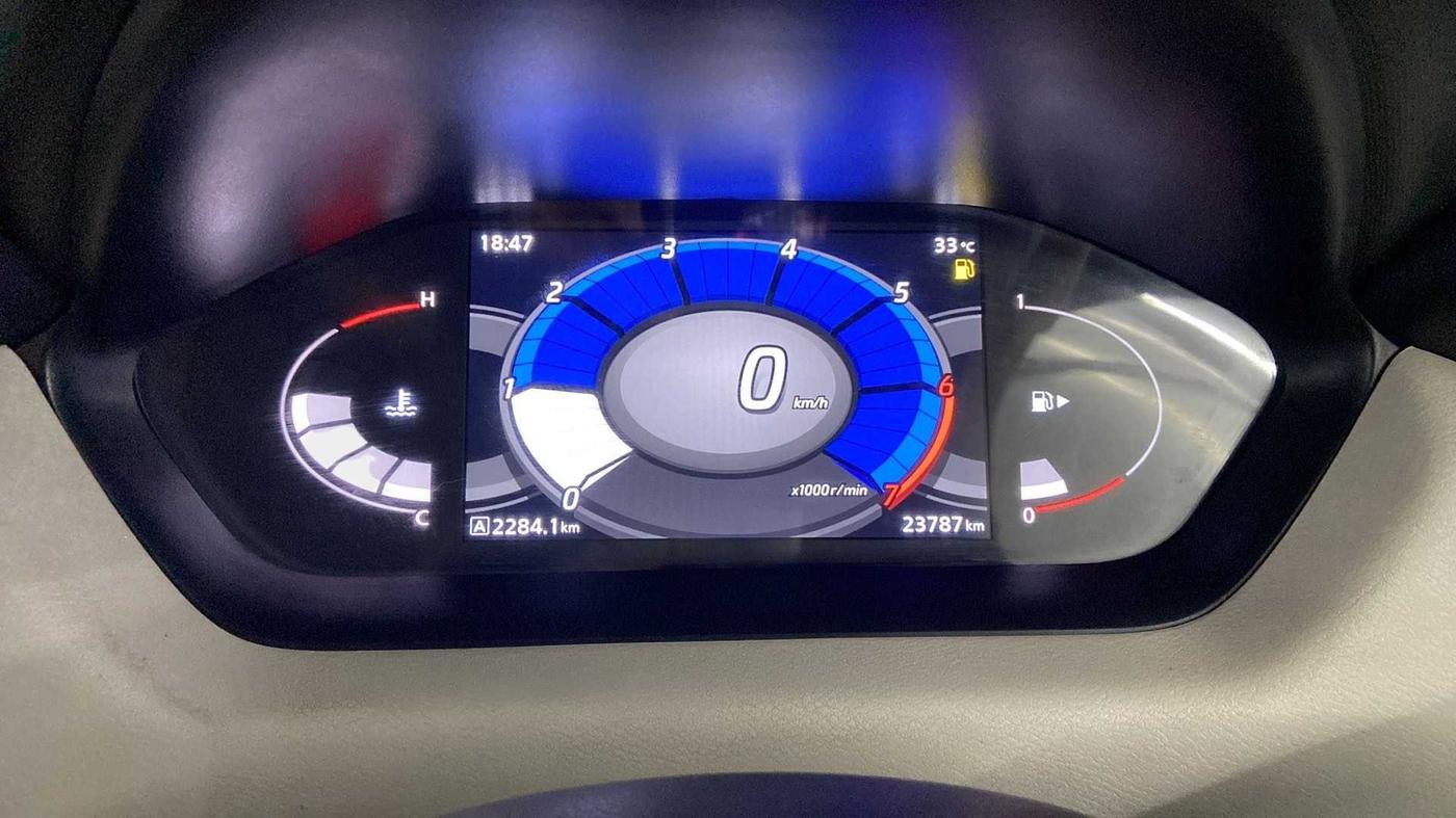 2020 Nissan MAGNITE XV MT, Petrol, Manual, 23,937 km, Odometer Image