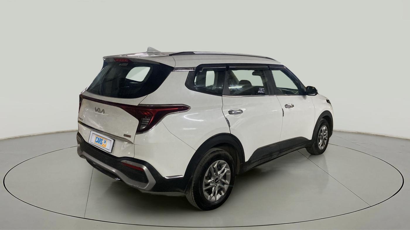 2022 KIA CARENS PRESTIGE 1.4 PETROL 7 STR, Petrol, Manual, 13,034 km, Right Back Diagonal