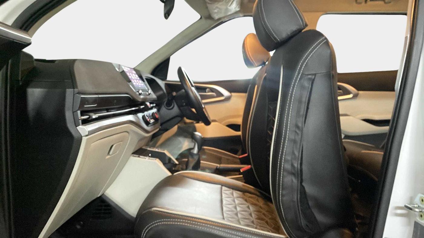 2022 KIA CARENS PRESTIGE 1.4 PETROL 7 STR, Petrol, Manual, 13,034 km, Right Side Front Door Cabin